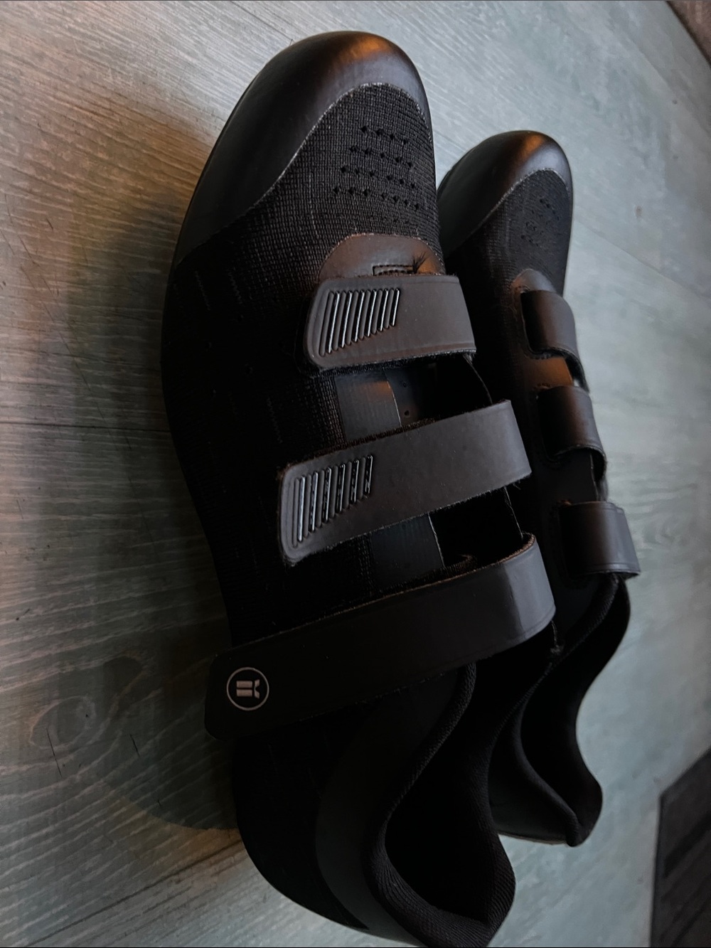 Men's Black Triple-Strap cycling shoes